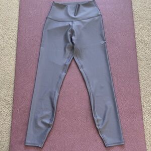 Alo Yoga 7/8 High Waist Airlift Legging, XS, Fog, EUC